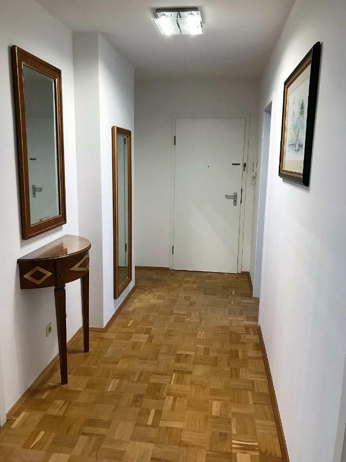 Dream Station - Apartment In Zentrum Sued Leipzig Buitenkant foto