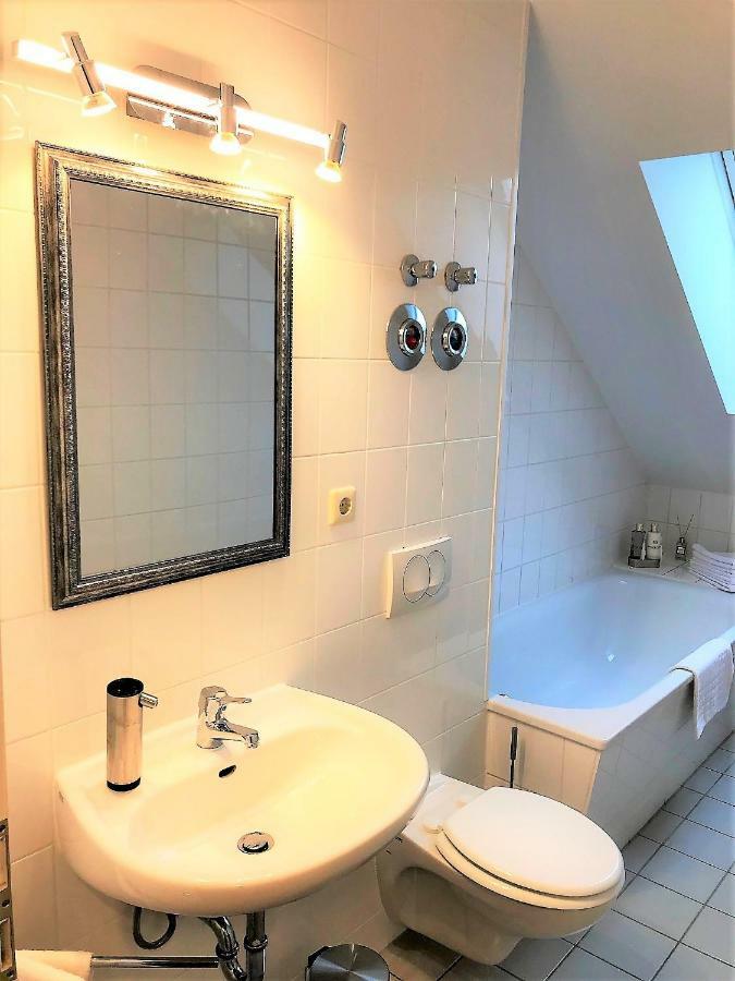 Dream Station - Apartment In Zentrum Sued Leipzig Buitenkant foto
